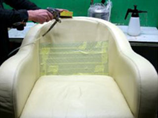Resine accroche de fauteuil